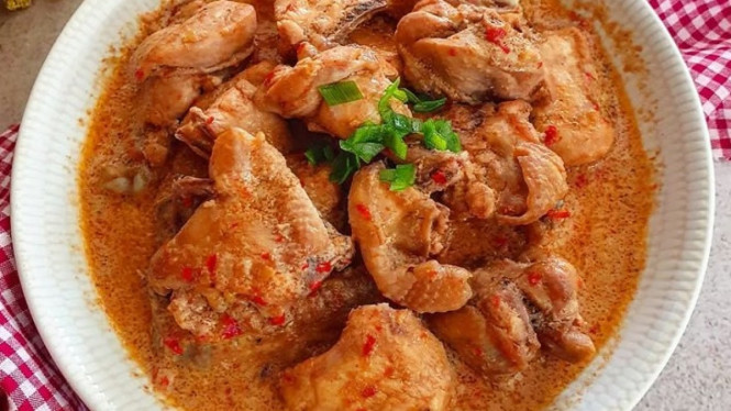 Daging Ayam Santan Pedas