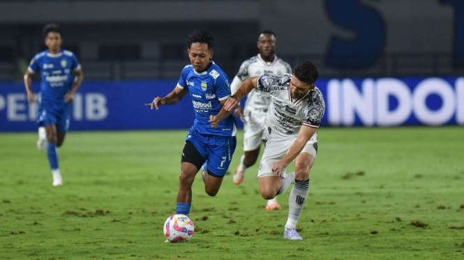 Persib Bandung vs Bali United