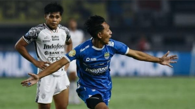 Persib Bandung vs Bali United