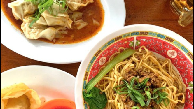 Mie Kuah Kaldu Sapi khas Vietnam