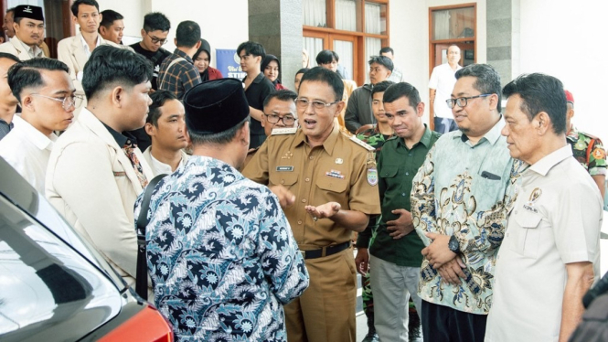 Bupati Ciamis Herdiat Sunarya berdialog dengan pengurus Muhamamdiyah Ciamis