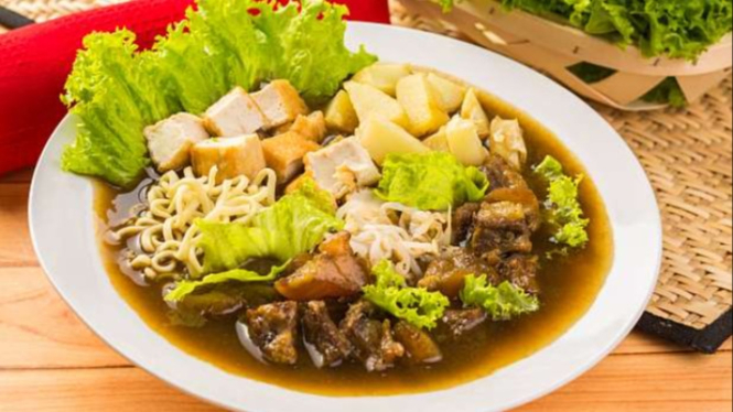 Tahu Campur