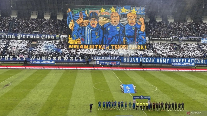 Koreo Bobotoh saat Persib Bandung  Vs Persis Solo