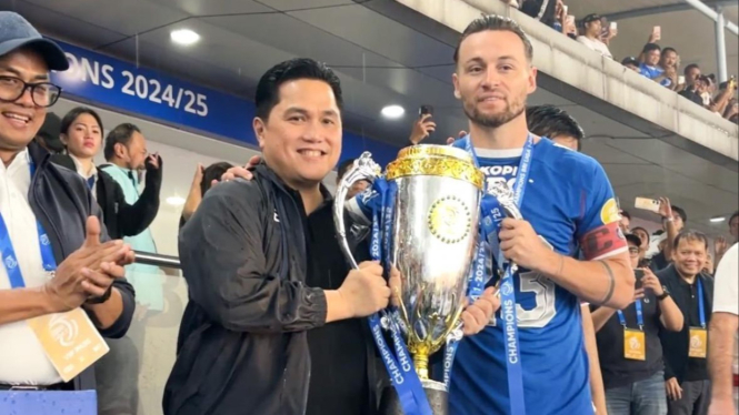 Erick Thohir dan Marc Klok