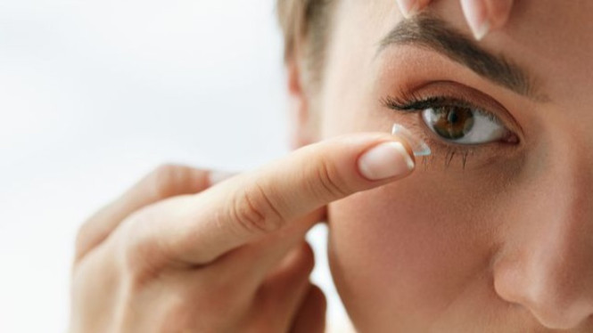 Ilustrasi Soft Lens