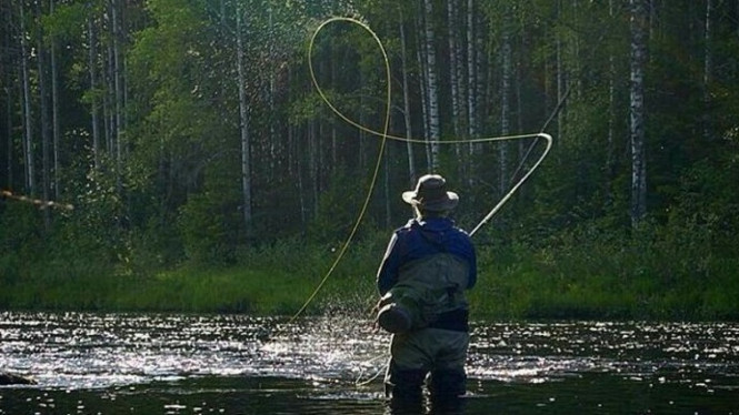 Aktifitas Memancing Ikan