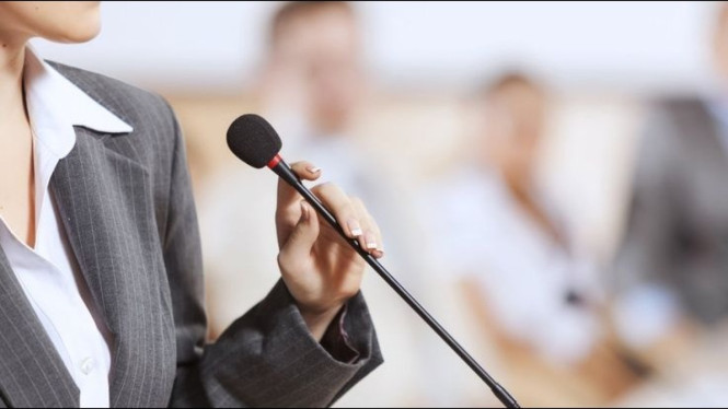 Mau Jago Public Speaking? Ini Kuncinya!