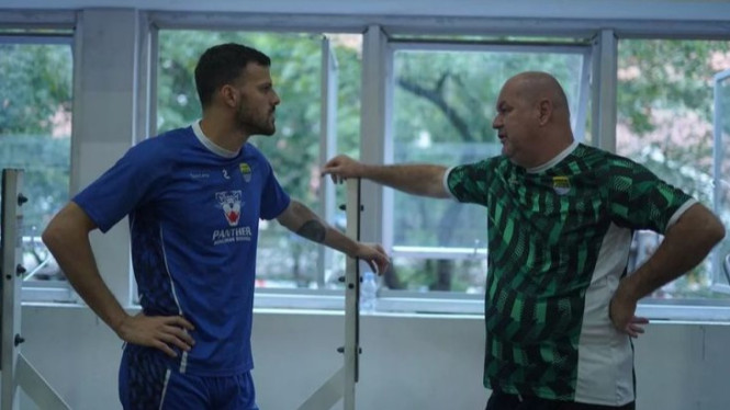 Pemain dan Pelatih Persib Bandung
