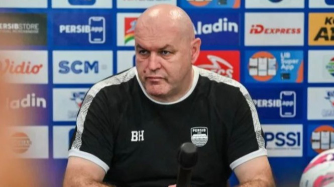 Pelatih Persib Bandung