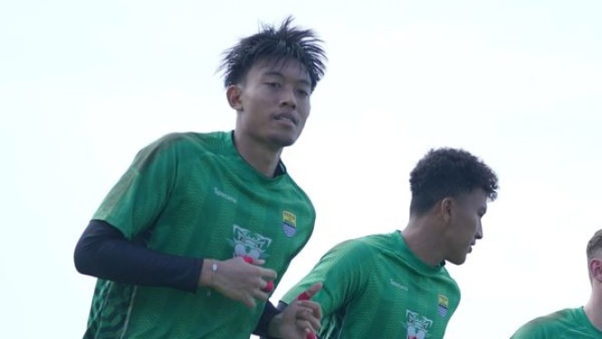 Penjaga gawang muda Persib Bandung