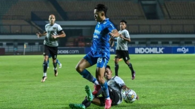 Persib Bandung dan Dewa United