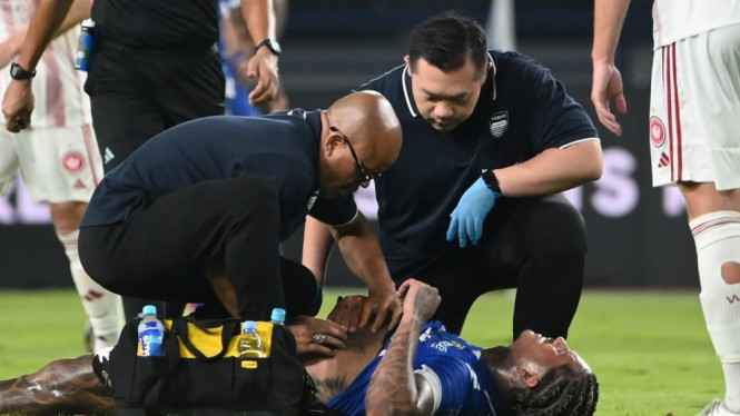 Pemain Persib Bandung cidera