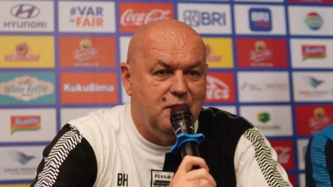 Bojan Hodak Pelatih Persib Bandung