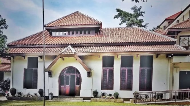 Gedung Indonesia Menggugat