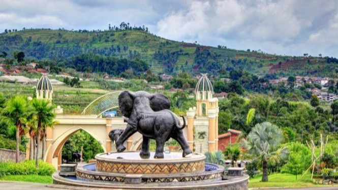 Kampung gajah bandung