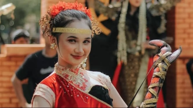 Costum