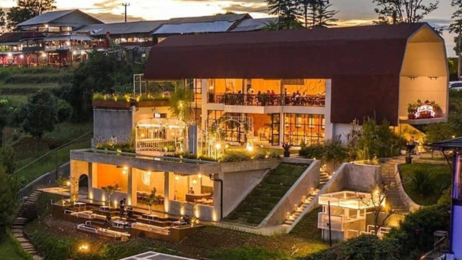 Boda Barn