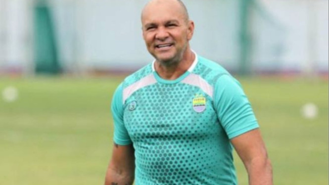 Pelatih Kiper Persib Bandung