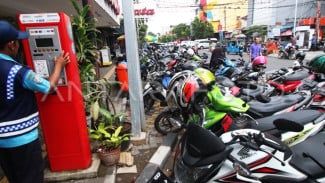 Pramono Anung Luruskan Isu Kenaikan Tarif Parkir Jakarta, Warga Jangan Salah Paham!