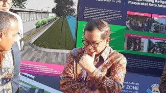 Banjir Kanal Barat Ciliwung Bakal Dihijaukan, Pramono Minta SDA Bangun Taman Vertikal