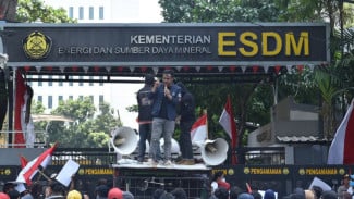 Gelar Unjuk Rasa di Kementerian ESDM, BEM DKJ Minta Dugaan Tambang Ilegal di Malut Diusut