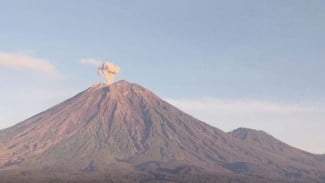 Waspada! Gunung Semeru Terekam Erupsi Bertubi-tubi, Petugas Beri Imbauan Serius