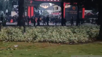 Jumat Pagi, Anggota Polisi Masih Jaga Ketat Mako Brimob Kwitang