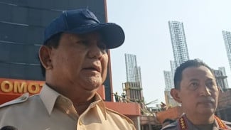 Gedung DPRD Makassar Dibakar saat Demo Rusuh, Prabowo: Itu Tindakan Makar, Bukan Penyampaikan Aspirasi!