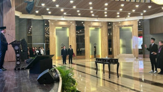 Momen Miliano Jonathans Jalani Pengambilan Sumpah dan Janji Jadi WNI