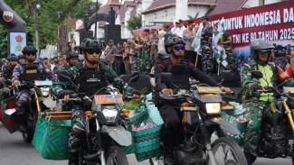 Patroli Simpatik TNI-Polri di Medan, Bagikan 28 Ton Beras untuk Warga