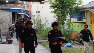 Brimob Evakuasi Mortir yang Ditemukan Nelayan di Tanjungpinang