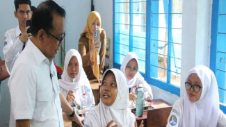 IPM Indonesia 2025 Naik, Menko PMK: Hasil Gotong Royong Kita Semua