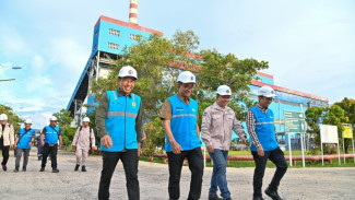 PLN IP Bantu Warga Terdampak Banjir di Sumut dan Pastikan Keandalan Pasokan Listrik