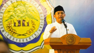 Raja Antoni Soroti Pergeseran di Era Post-Truth: Viral Itu Dianggap sebagai Kebenaran