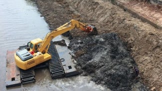 Jakarta Siaga! Sungai hingga Waduk Dikeruk Demi Lawan Ancaman Banjir