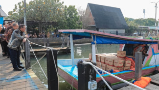 Jaga Stabilitas Harga Jelang Nataru, 15 Ton Pangan Murah Didistribusikan ke Kepulauan Seribu