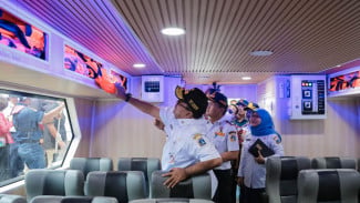 Kunjungi Muara Angke, Rano Pastikan 25 Kapal Siap Layani Masyarakat ke Kepulauan Seribu Selama Nataru