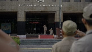 Apel Akhir Tahun, ASN Jakbar Diminta Evaluasi Kinerja 2025