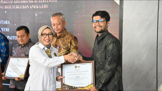 Borong Apresiasi EBTKE 2025, PLN IP Tegaskan Komitmen Transisi Energi Bersih