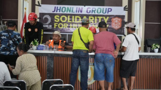 Banjir Banjar Terparah, Jhonlin Group Salurkan Bantuan Rp1 Miliar ke Warga