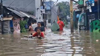 Penanganan Banjir, Hunian jadi Tempat Komersil Menjadi Sorotan Pengamat