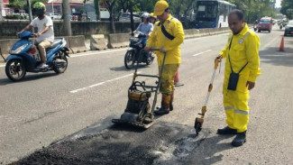 Sudah 2.531 Jalan Berlubang di Jaksel Diperbaiki, Ratusan Lainnya Ditandai