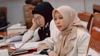 Ansari DPR: Negara Harus Lindungi Guru dalam Jalankan Tugasnya sebagai Pendidik Generasi Bangsa