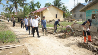 Percepat Penanganan Banjir Aceh, Sekretaris BNPP Harap Mobilitas Warga Lancar Lagi