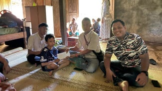Kisah Fendi di Gunungkidul: Rawat Orang Tua Sakit, Kini Dapat Dukungan Pasbata