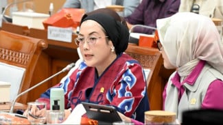 Wacana War Tiket Haji Dikritik, DPR Tekankan Prinsip Keadilan