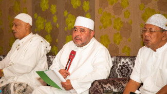 Politisi PKS Aboe Bakar Alhabsyi Temui 18 Ulama Madura, Sampaikan Klarifikasi