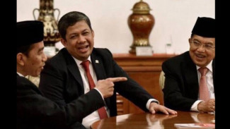 Foto Bersama Jokowi-JK, Fahri Hamzah: Jadilah yang Mendamaikan 2 Saudara
