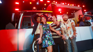 Unik! Panggung di Atas Bus Jadi Sorotan di Java Jazz 2026, Mocca dan Almira Akui Suasananya Luar Biasa