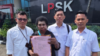 Sambangi LPSK, Mama Sinta Mohon Perlindungan Negara Terkait Eksploitasi Dirinya di Film Pesta Babi
